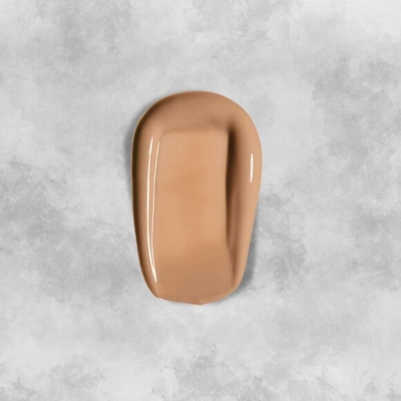 Revlon Photoready Candid Foundation Anti Pollution Longwear Light Honey 330 NWT - Picture 2 of 3